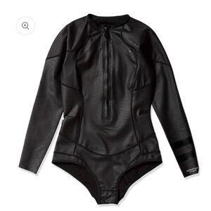 Hurley surf wetsuit